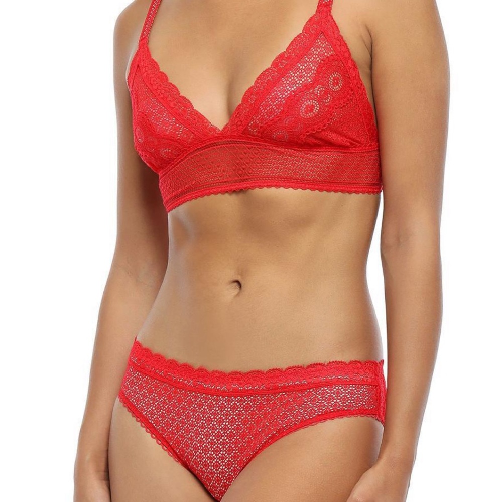Stella McCartney “Katie Kissing” Underwear